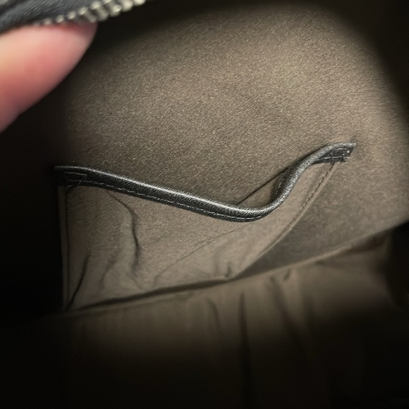 Matt & Nat Kiara Handbag, Vintage Collection back pack - Picture 8 of 14